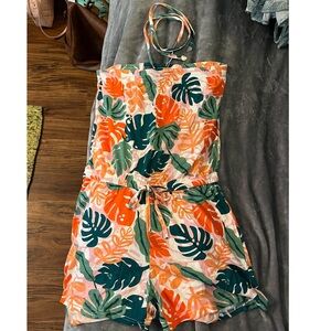 Floral Romper • Medium 🌺